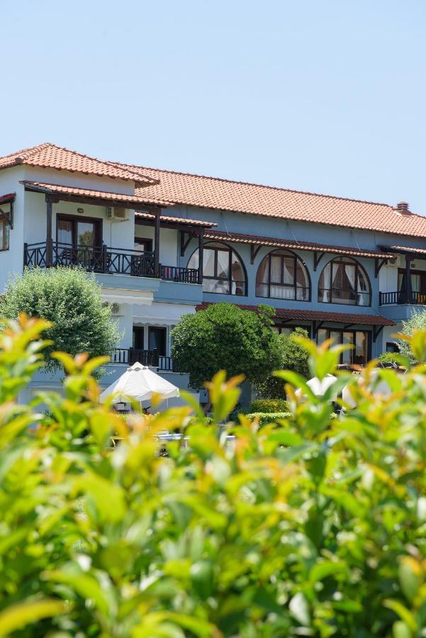 Hotel Papanikolaou Ierissos Exterior photo
