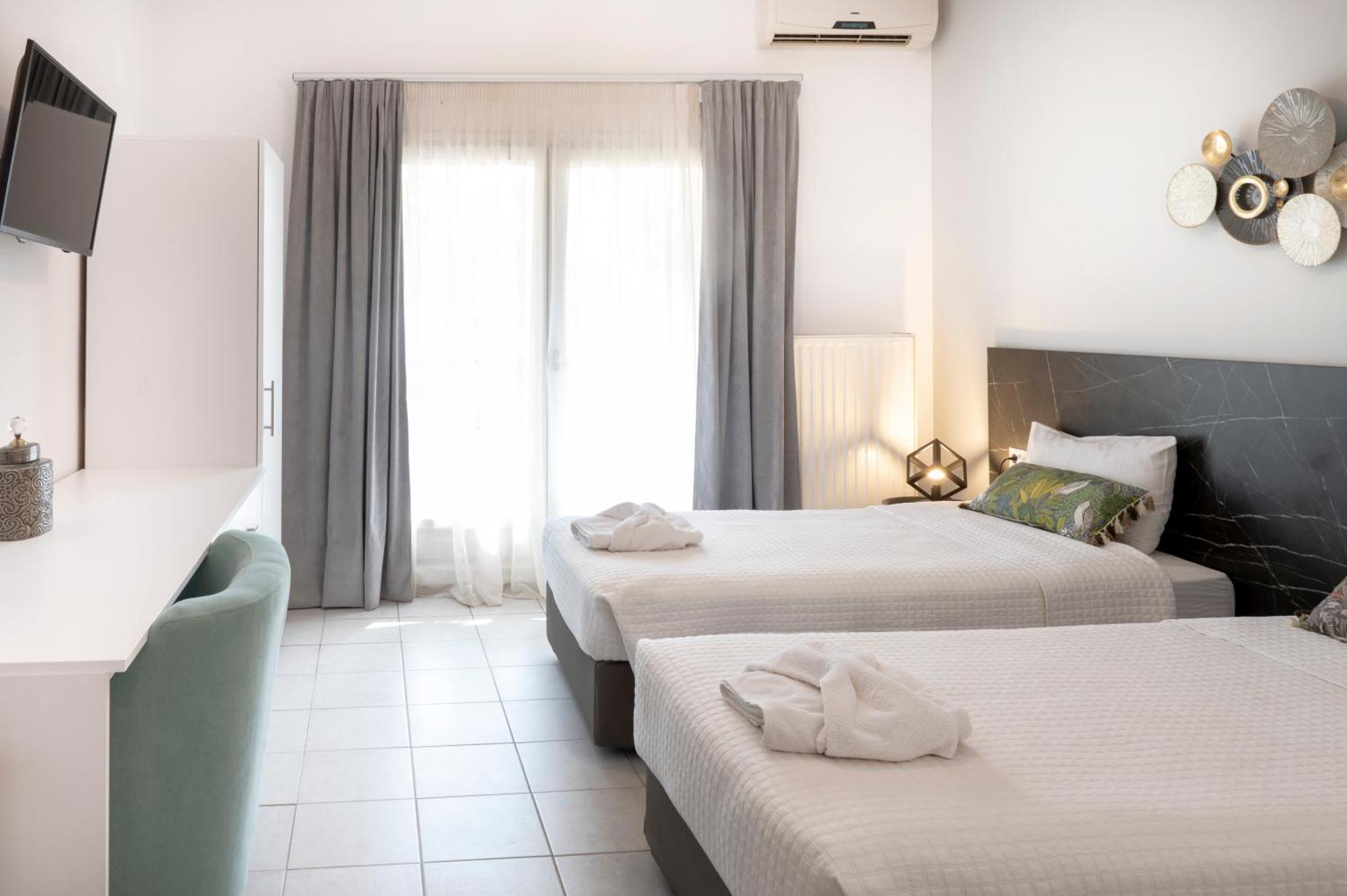 Hotel Papanikolaou Ierissos Exterior photo